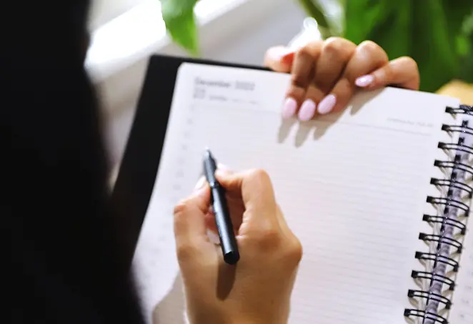 How to quit nail-biting in 30 days? Step by step planning